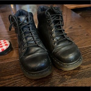 💀Wednesday Adams style Dr.Marten’s Yolanda boots